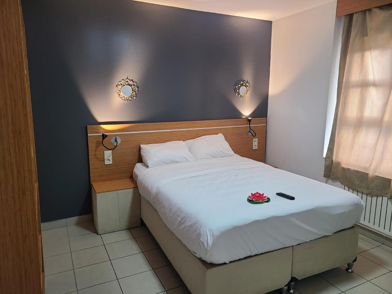 Hotel Victoire, Poitiers Gare Exterior foto